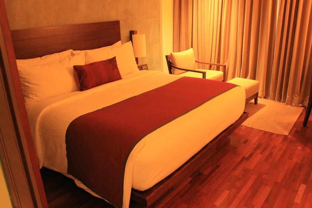 Holiday Inn & Suites Bengaluru Whitefield Exterior foto
