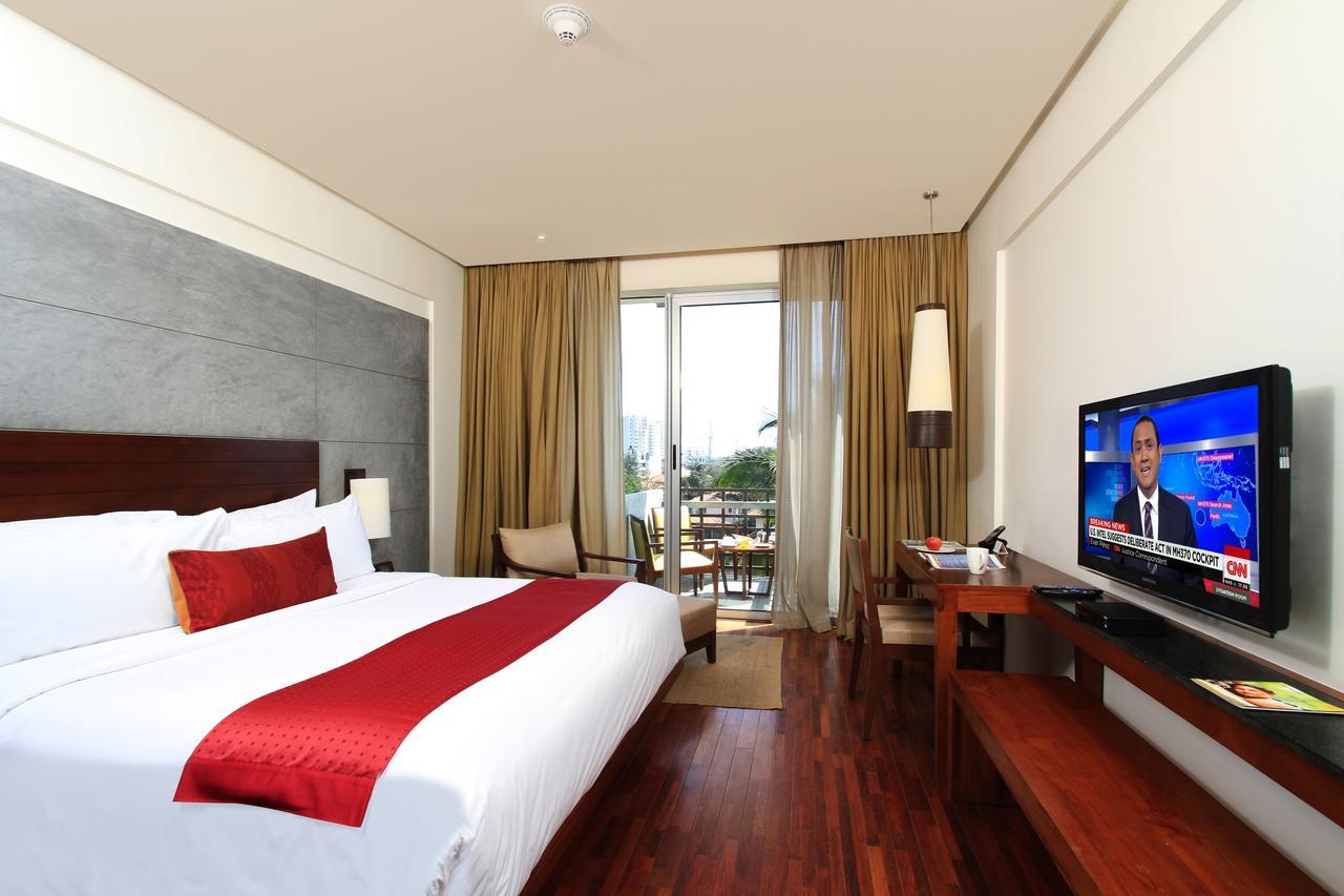 Holiday Inn & Suites Bengaluru Whitefield Exterior foto
